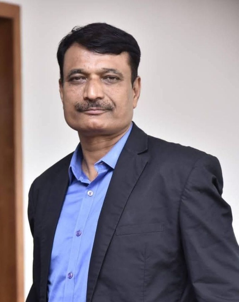 Dr. Sumant Garud – Orthodontist & Oral Surgeon